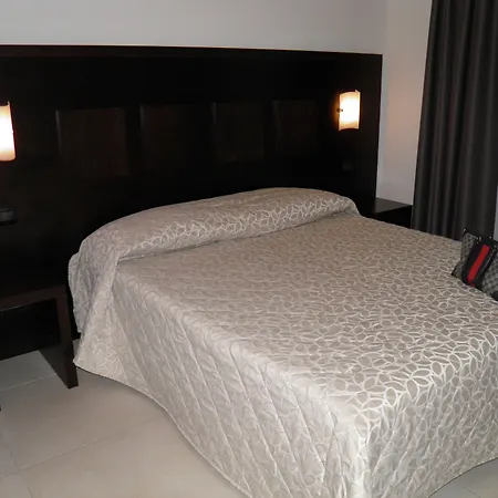 I Crespi Hotel 3*